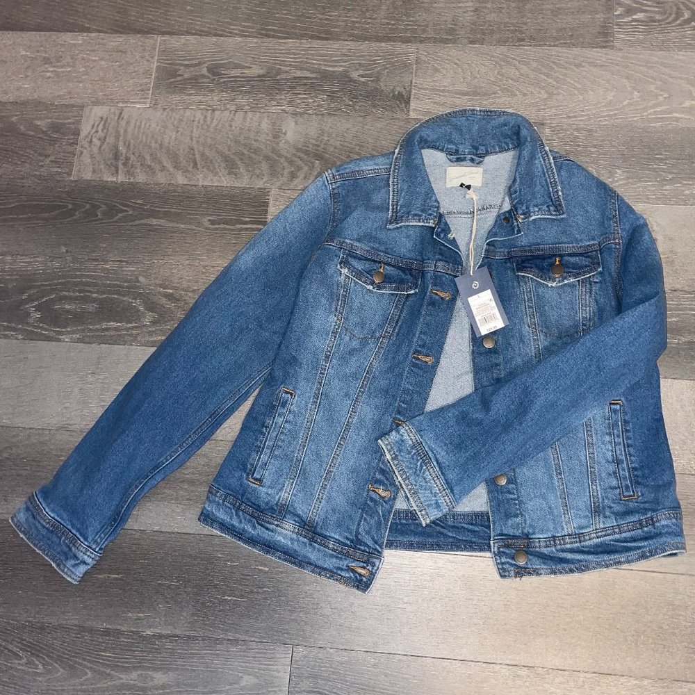 Universal Thread Denim / Jean Jacket - BRAND NEW - Size: Large